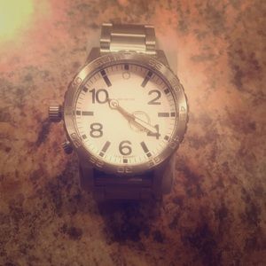 Only worn once! Nixon Simplify 51-30 watch